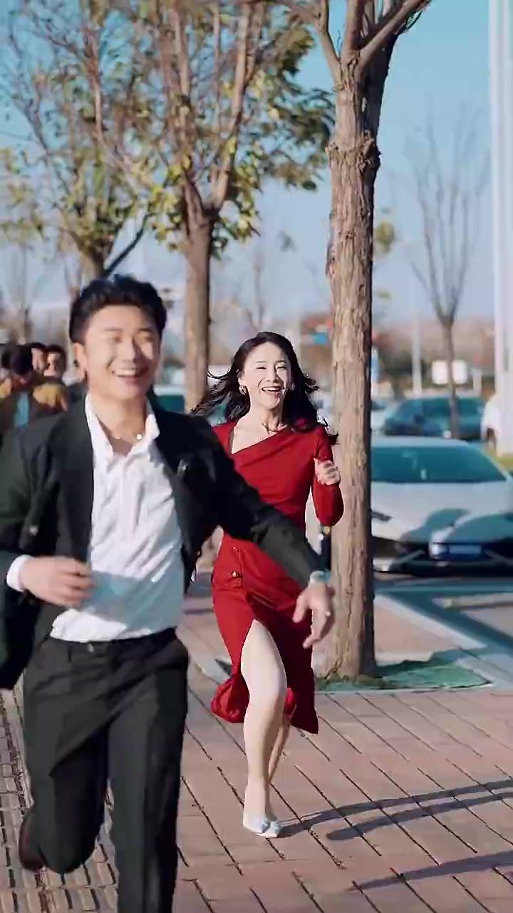我是女儿的守护神 2024 短剧 海报